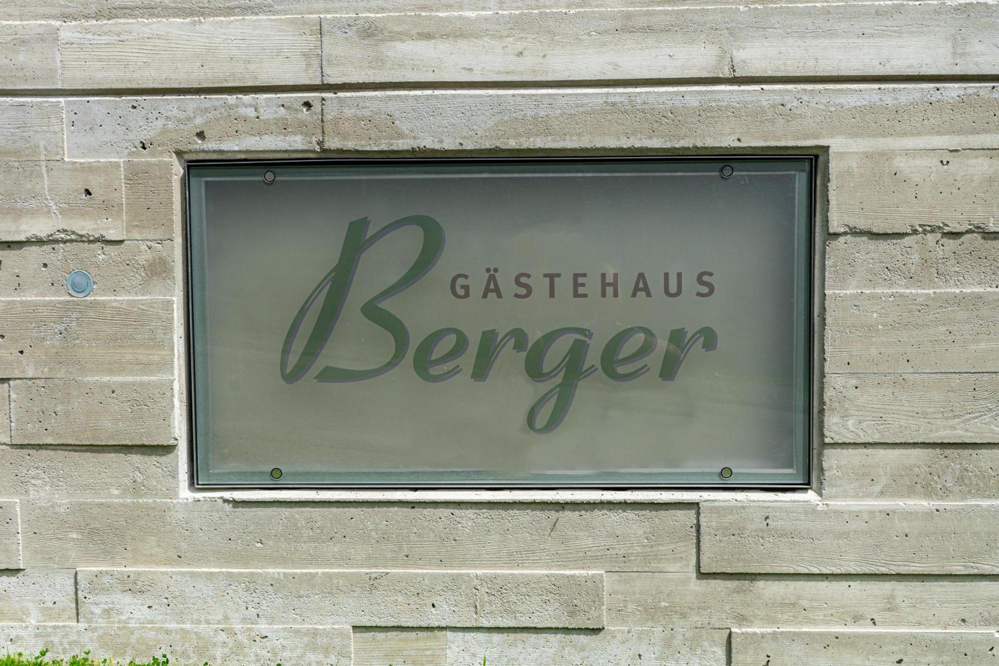 Gaestehaus Berger Санкт Якоб ин Дефереген Екстериор снимка